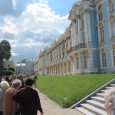 A trecut bine de amiaza si dupa ce am vazut ceva din Peterhof ne indreptam spre Tsarscoye Selo. Aici coada mare la bilete, dar mai ales la intrarea in palat. […]