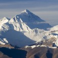 Nepalul prin guvernul sau a anuntat in septembrie o inasprire a conditiilor de acces pe Everest. Era de asteptat acest lucru intrucat expeditiile comerciale suprapopulau, in fiecare an cel mai […]