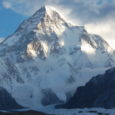 Un nou „bulevard” alpin pe K2. Dupa „bulevardul” Everest, dupa „bulevardul ” Manaslu iata ca „bulevardul” K2 isi intareste aceasta adresa. Va amintiti poate ca pe 26 iulie 2014 , […]